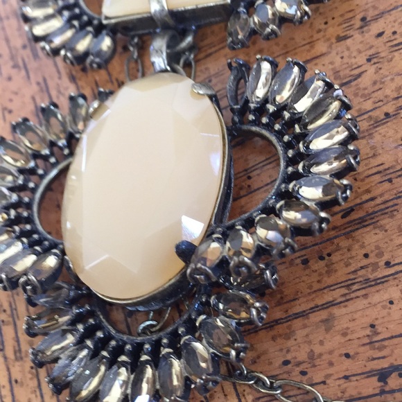 J Crew statement necklace. - Picture 6 of 6